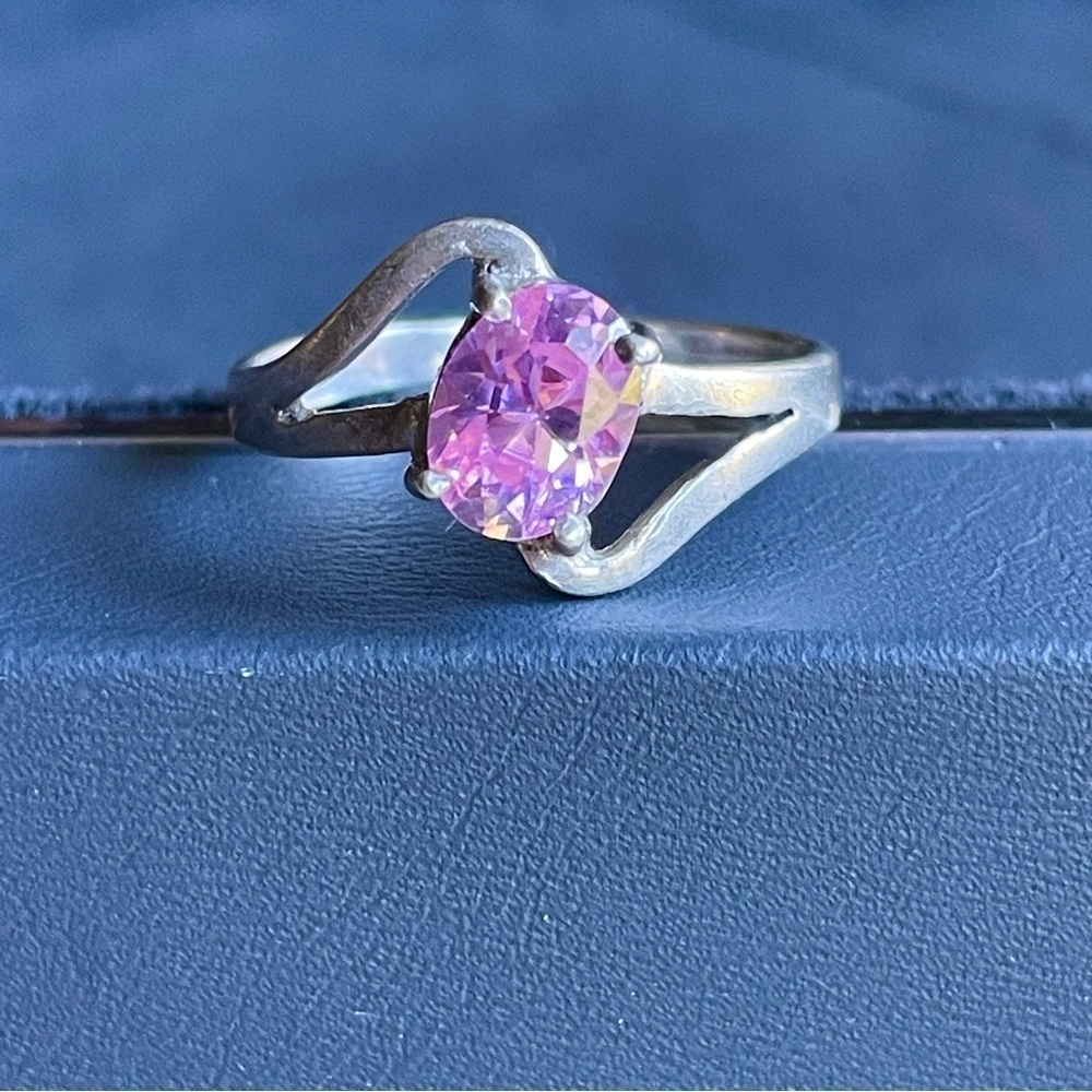 Pink Cubic Zirconia CZ Oval Cut Solitaire Sterling Silver Vintage Ring